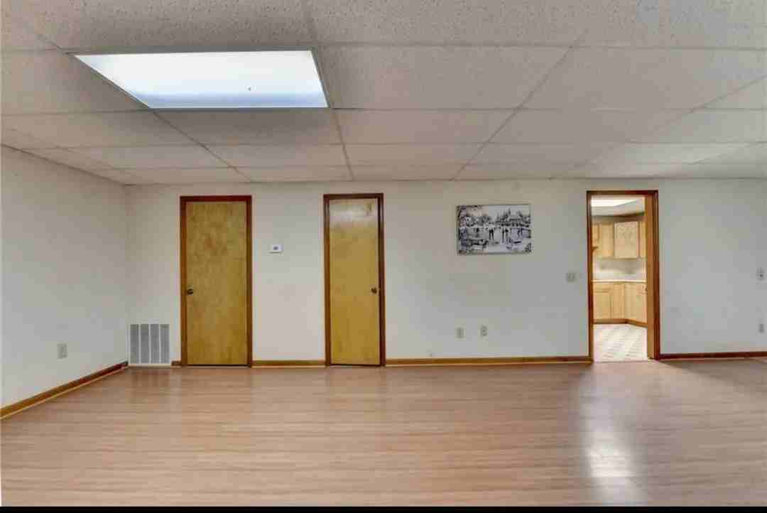 3250 Governors Ct - Photo 4 of 6