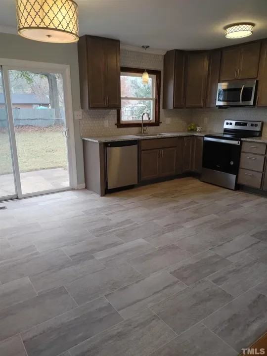 5459 Plateau Rd - Photo 5 of 19