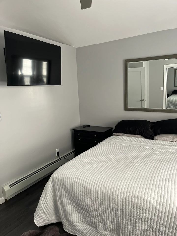 201 Southampton St - Photo 2 of 9