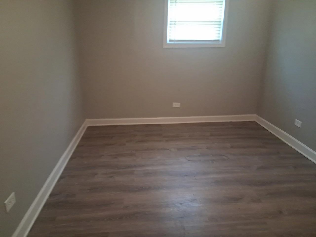 392 Hickory St #2E - Photo 3 of 4