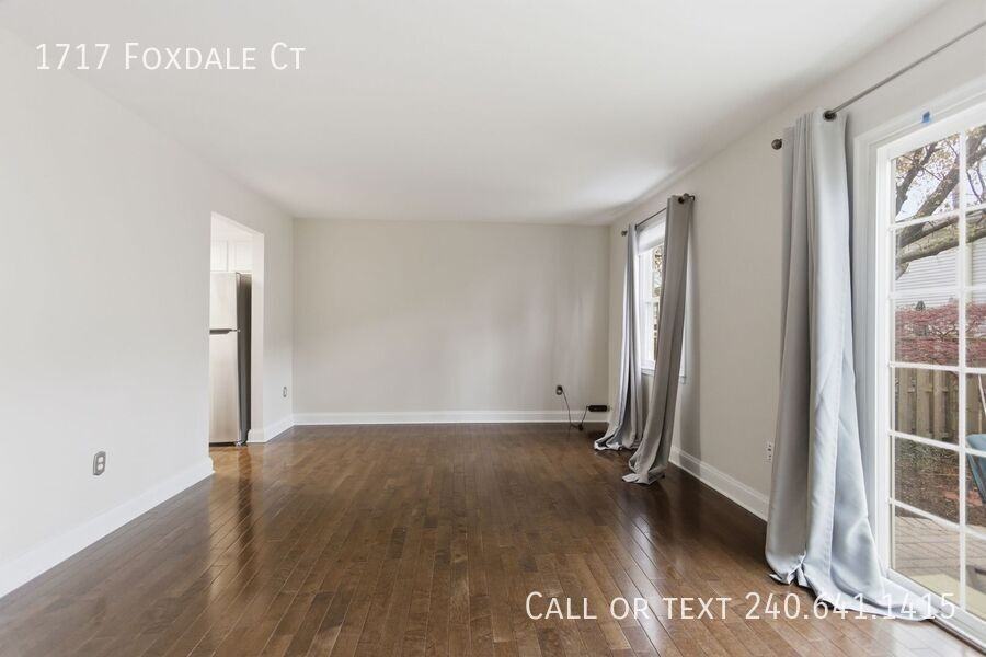 1717 Foxdale Ct - Photo 2 of 22