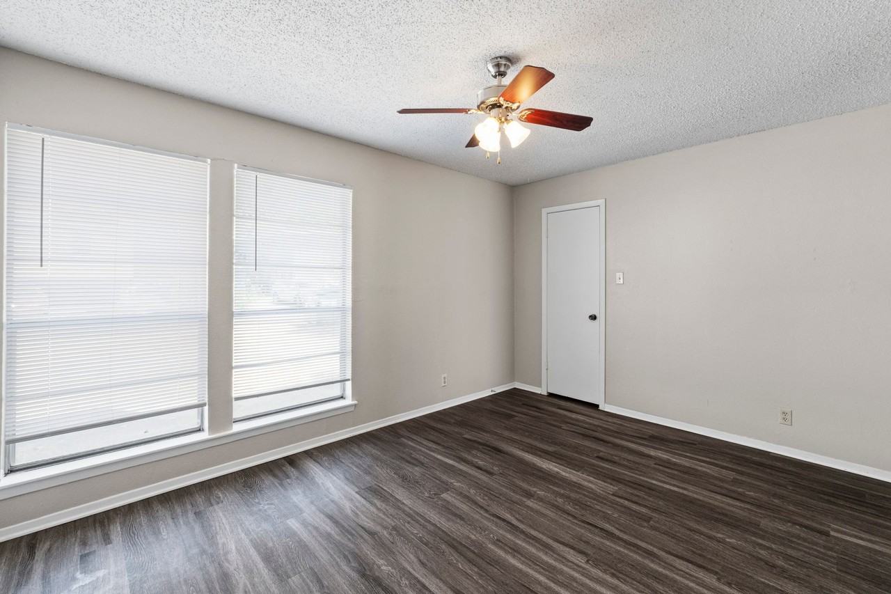 Chimney Sweep - Photo 4 of 50