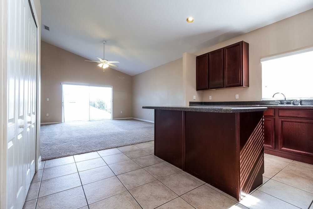 7751 Beridale Ct - Photo 6 of 15