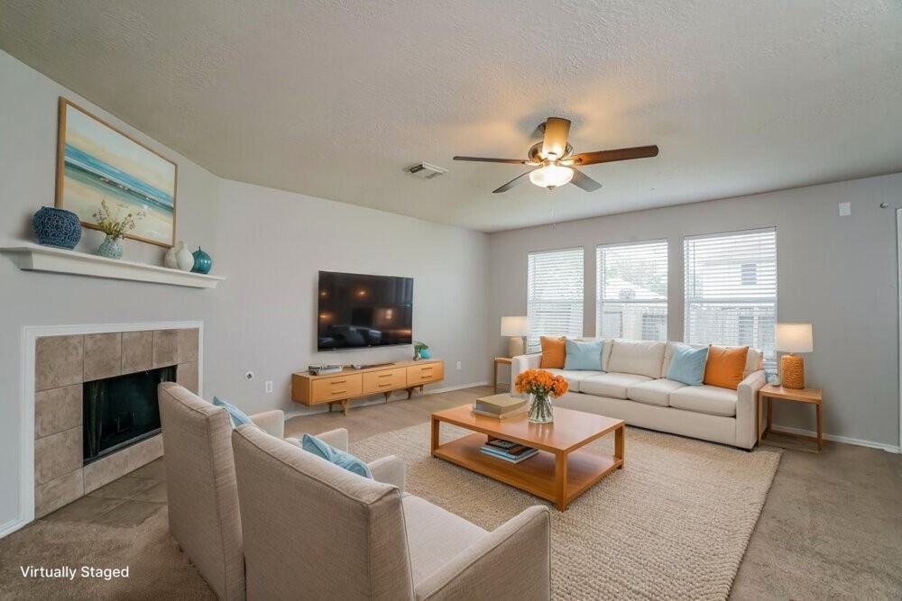 13030 Sandhill Park Ln - Photo 4 of 20
