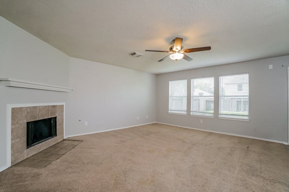 13030 Sandhill Park Ln - Photo 5 of 20