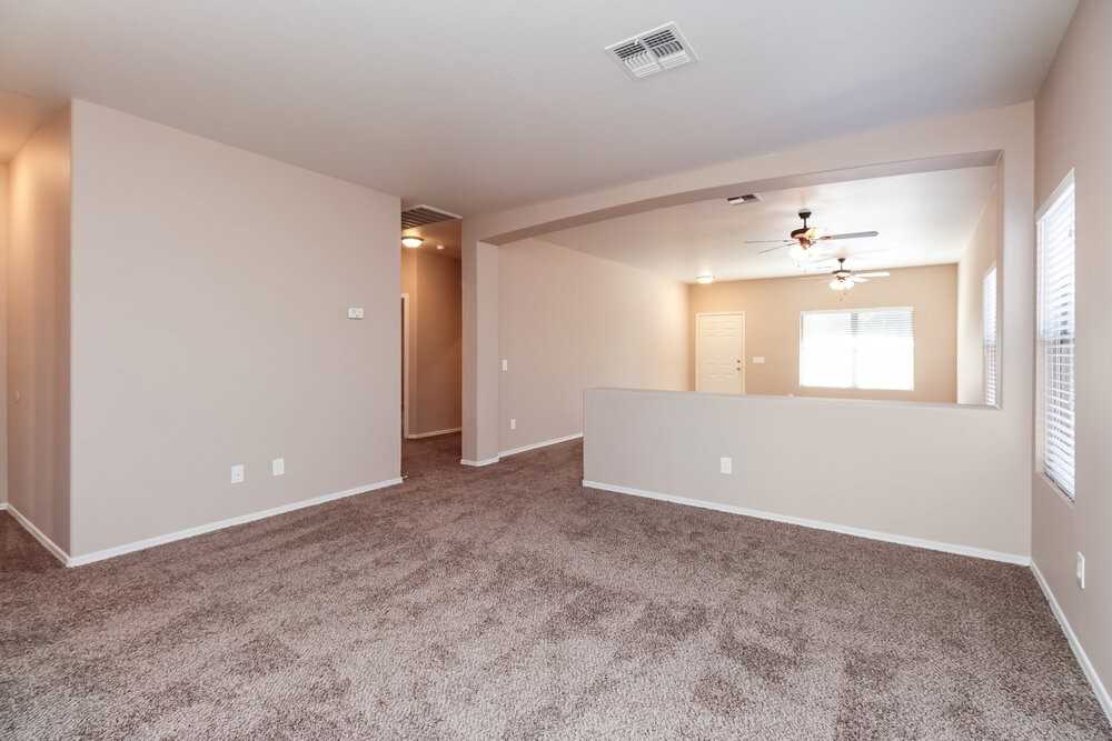 2924 W Allens Peak Dr - Photo 4 of 15