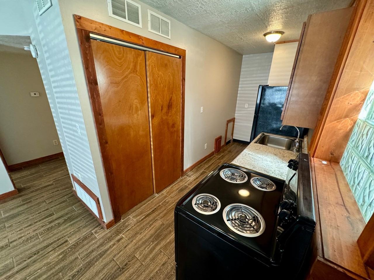 453-455 E. 16th Ave - Photo 6 of 28