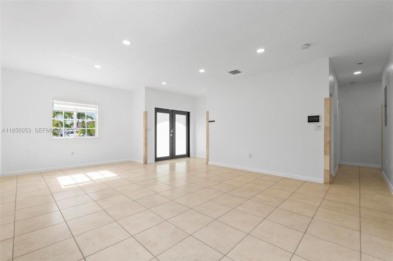 9590 Northwest 24th Place #9590 - Photo 3 of 7