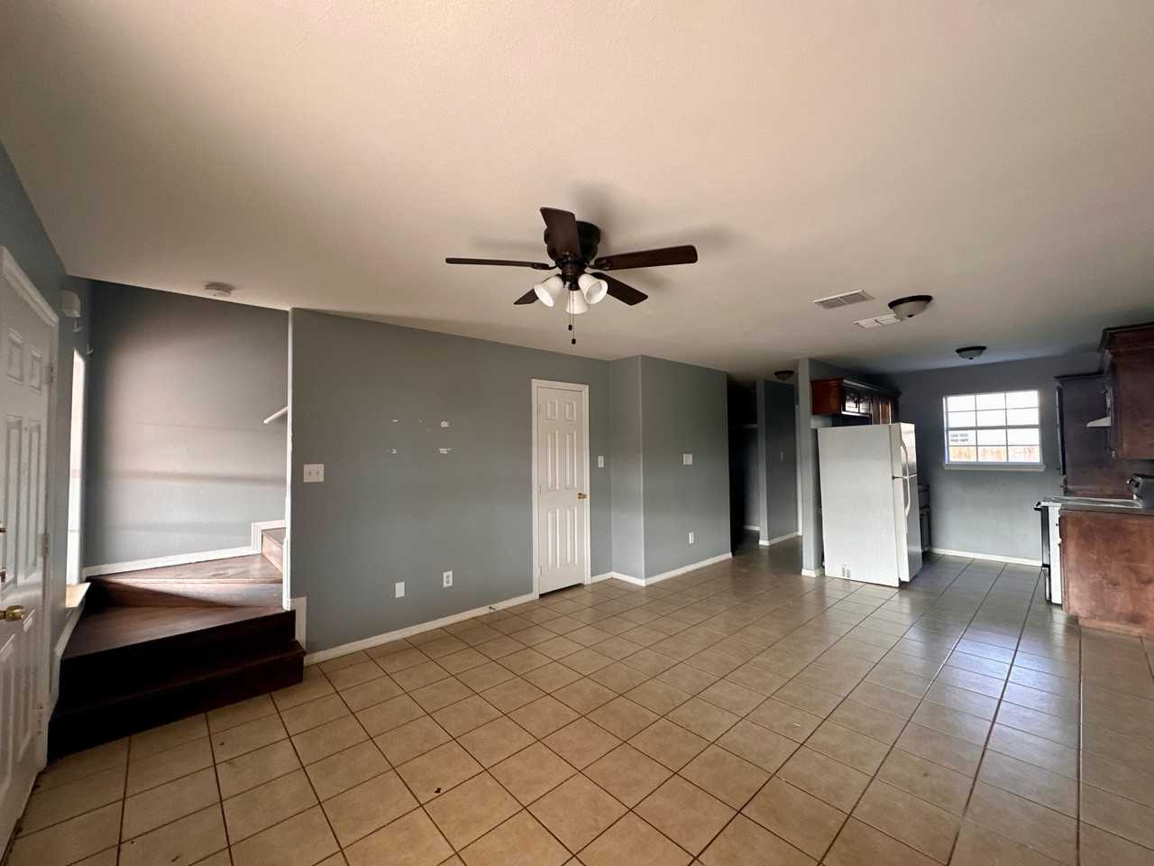 810 S Mississippi St #2 - Photo 6 of 10