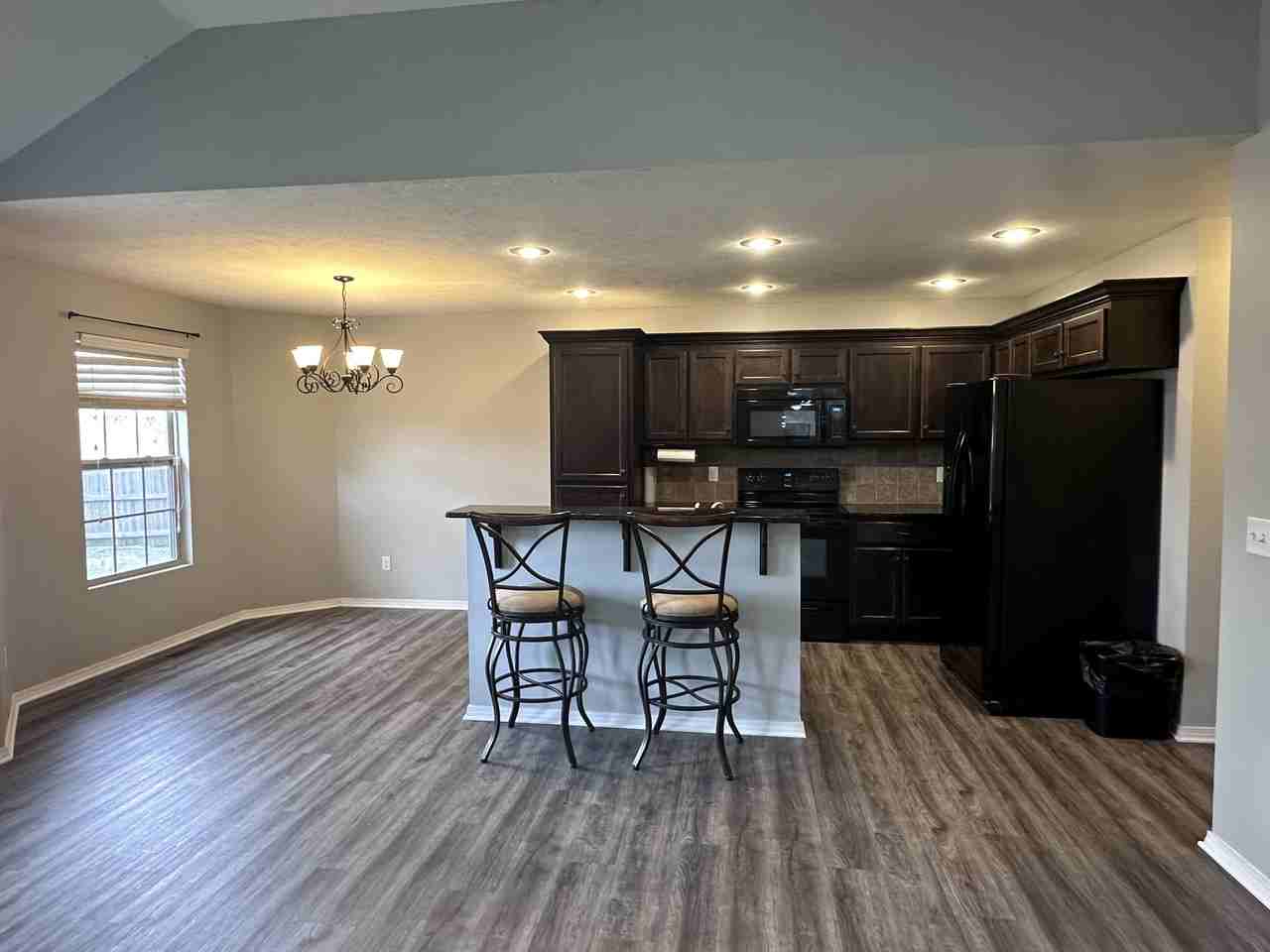 2005 S Ozark Ave #NA - Photo 5 of 28