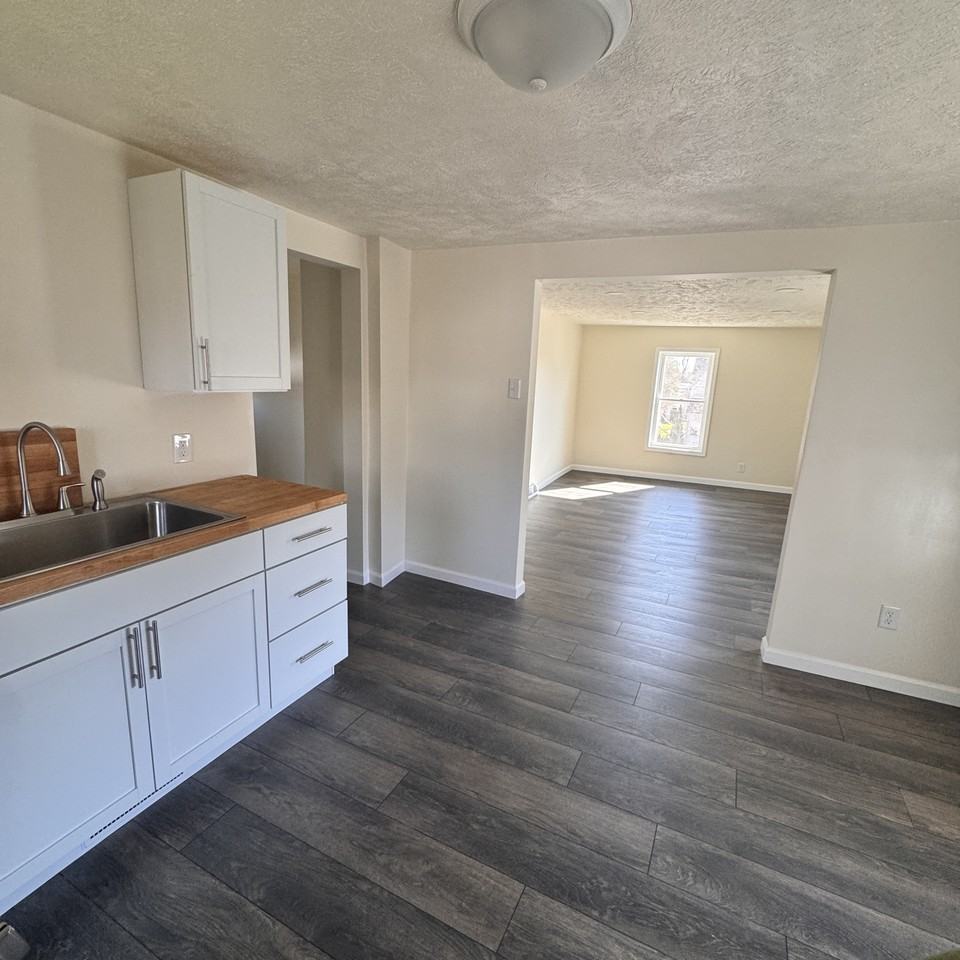 508 Morrison Ave #2 - Photo 2 of 9