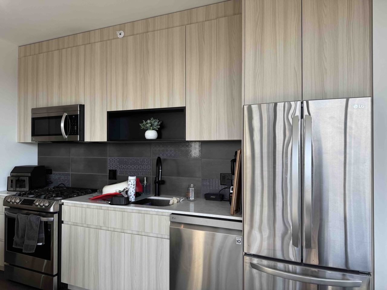 1401 W Randolph St #609 - Photo 4 of 26