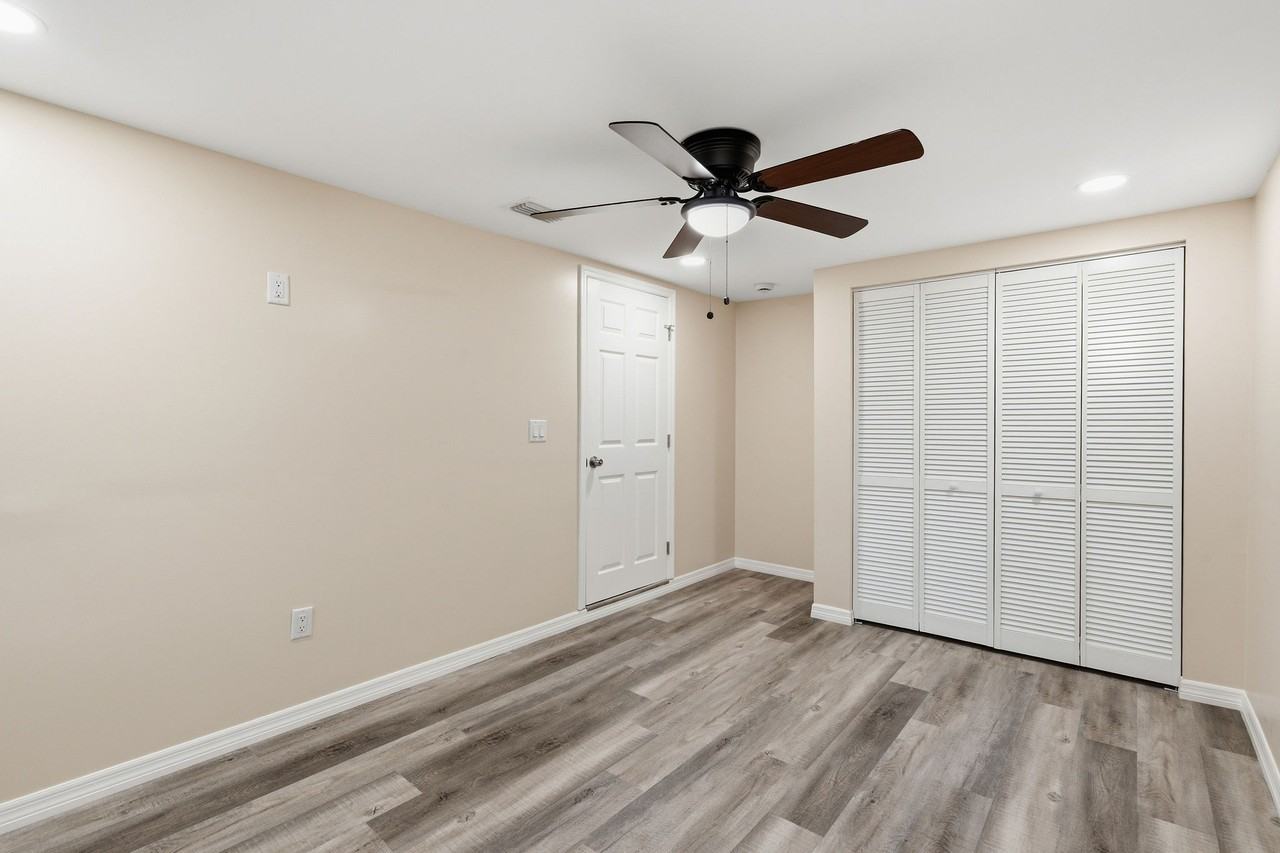 903 Vine Ave #NA - Photo 3 of 18