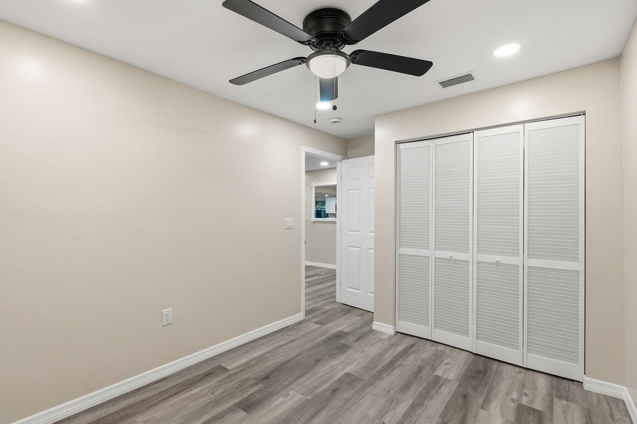 903 Vine Ave #NA - Photo 6 of 18