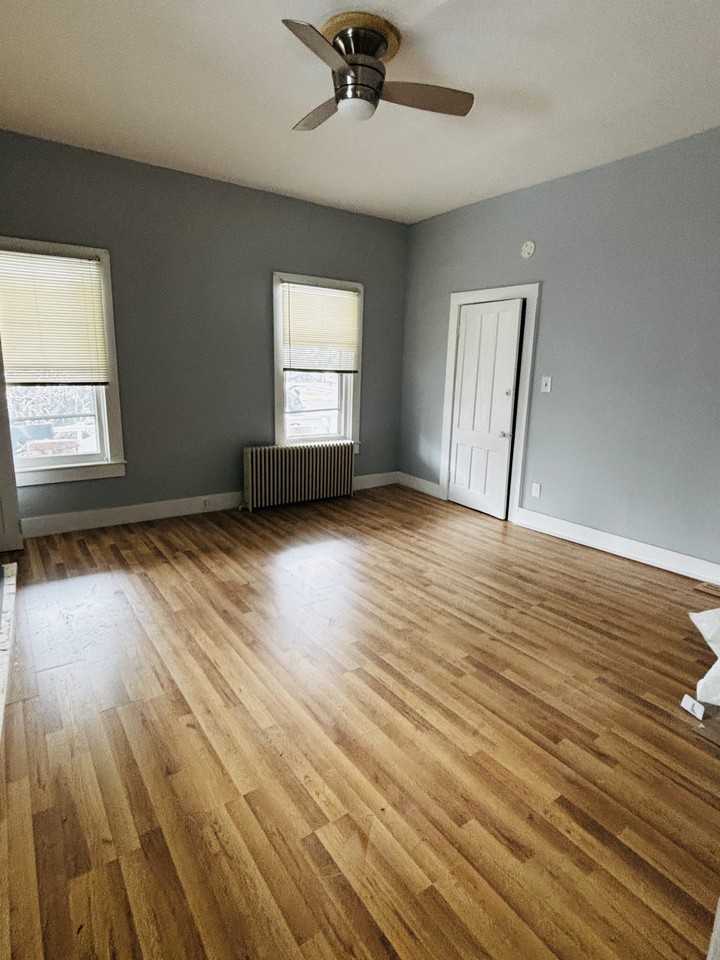 170 Ottawa St #2 - Photo 5 of 7