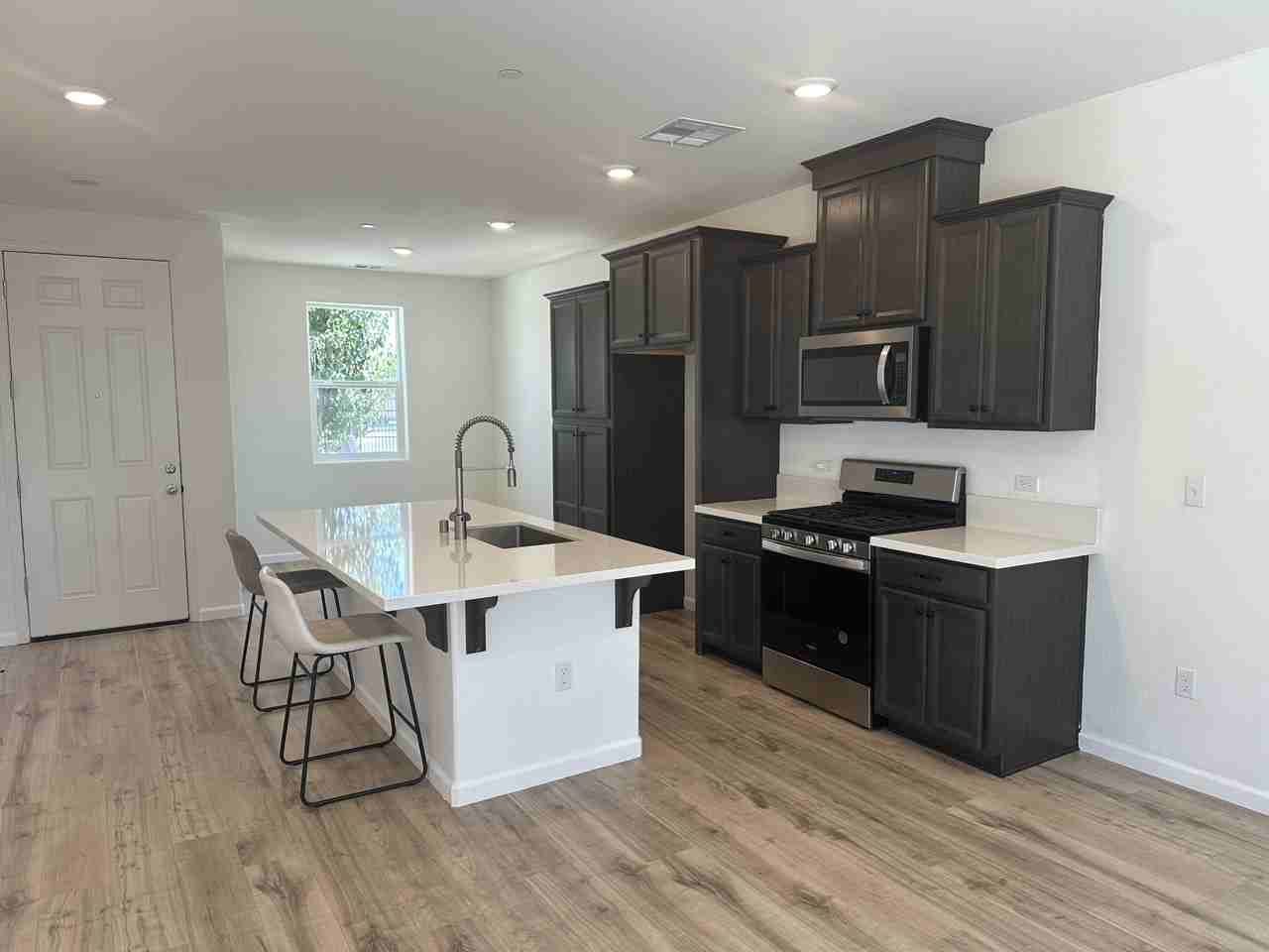 2231 South Crumal Street #NA - Photo 6 of 18