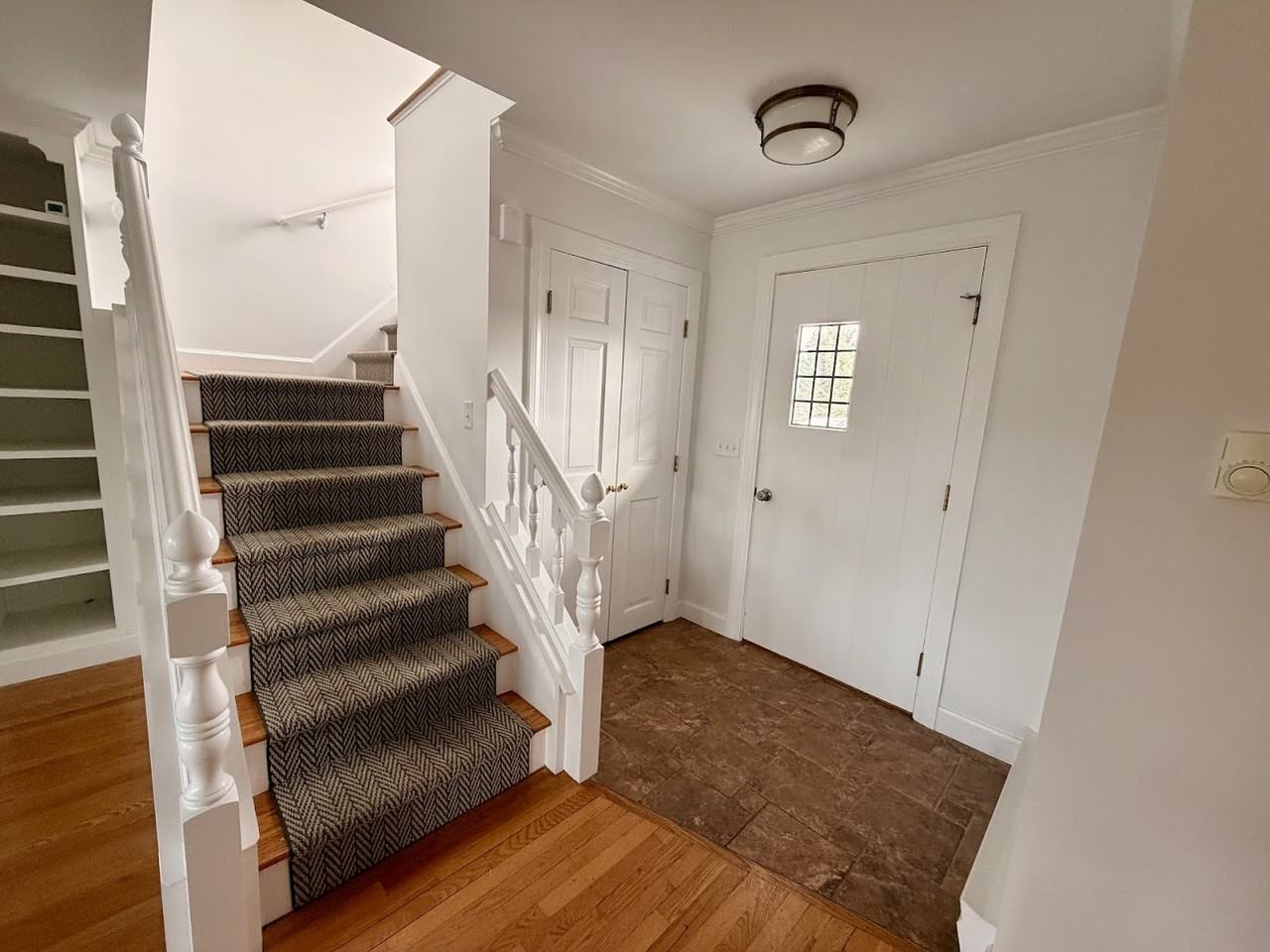 13 Stage Neck Rd #2 - Photo 4 of 23