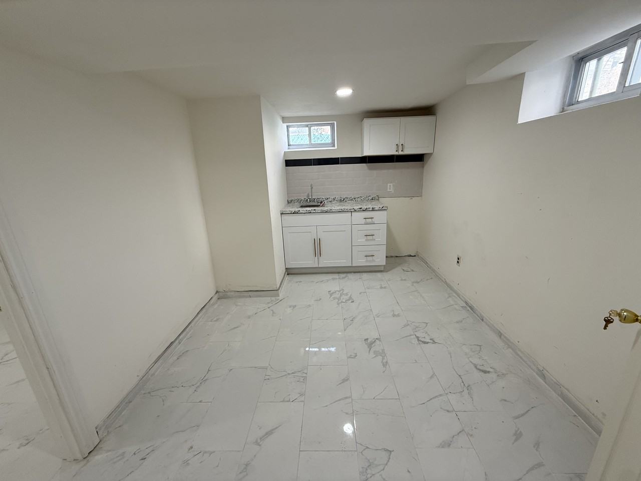 100 Cottage Avenue #B1 - Photo 3 of 6