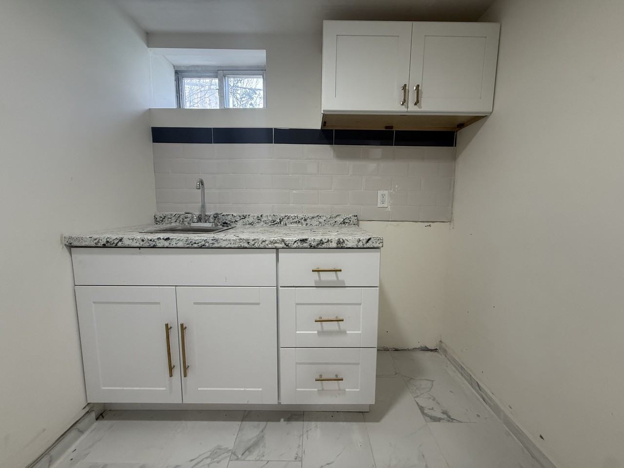 100 Cottage Avenue #B1 - Photo 4 of 6