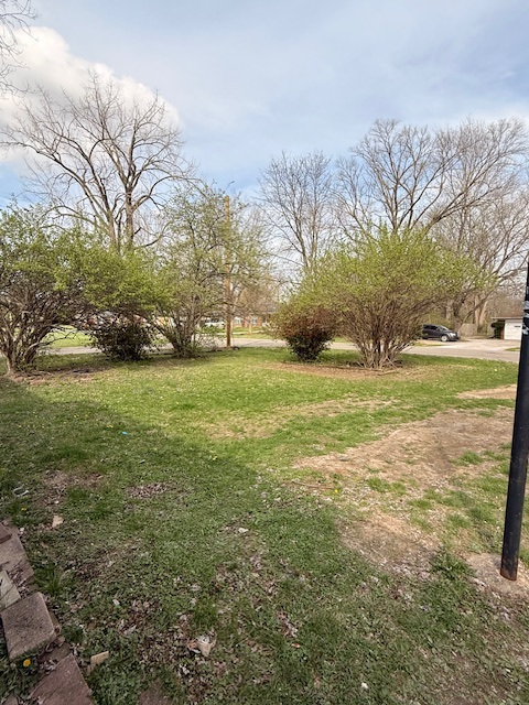 2256 N Pasadena St #NA - Photo 3 of 15