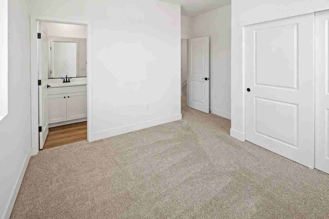 1001 Utah Dr #NA - Photo 5 of 33