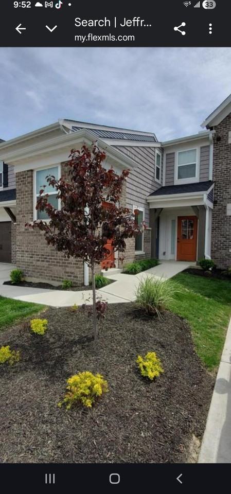 686 Daphne Way #686 - Photo 4 of 24