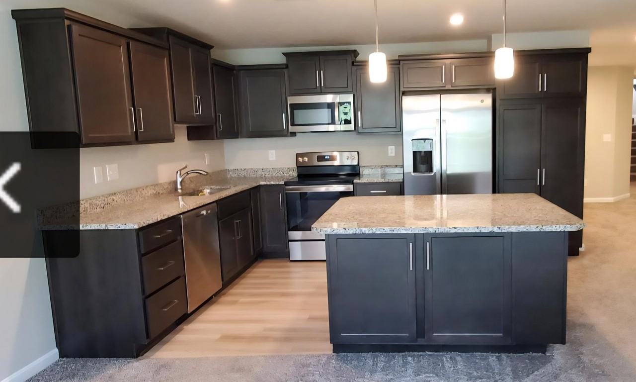 686 Daphne Way #686 - Photo 6 of 24