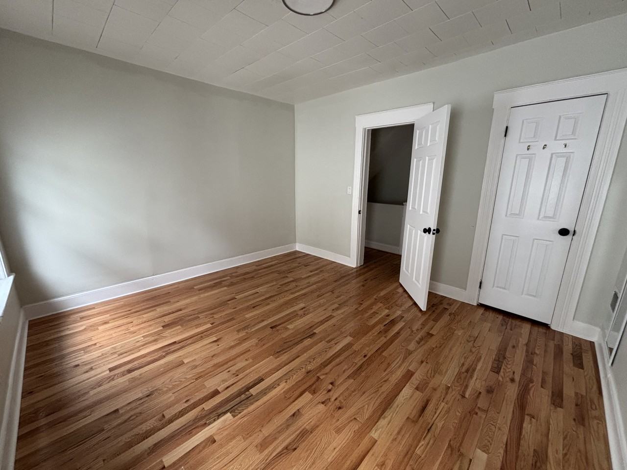 241 Lewis St #241 - Photo 6 of 20