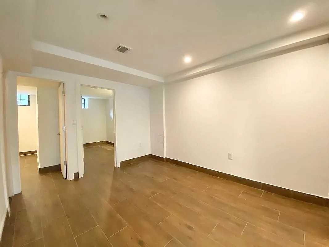 105 Harman St #1 - Photo 2 of 7