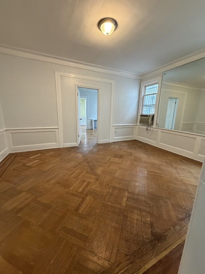 12 Patten Pl #1 - Photo 3 of 9