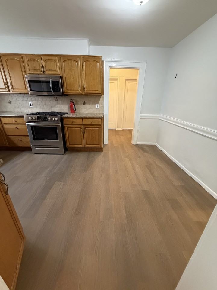 12 Patten Pl #1 - Photo 6 of 9