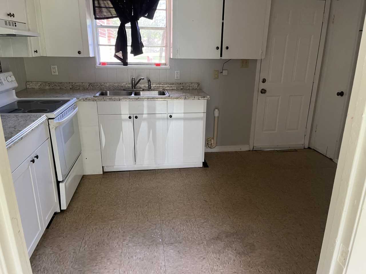 #5 602 Vardaman St #5 - Photo 3 of 5