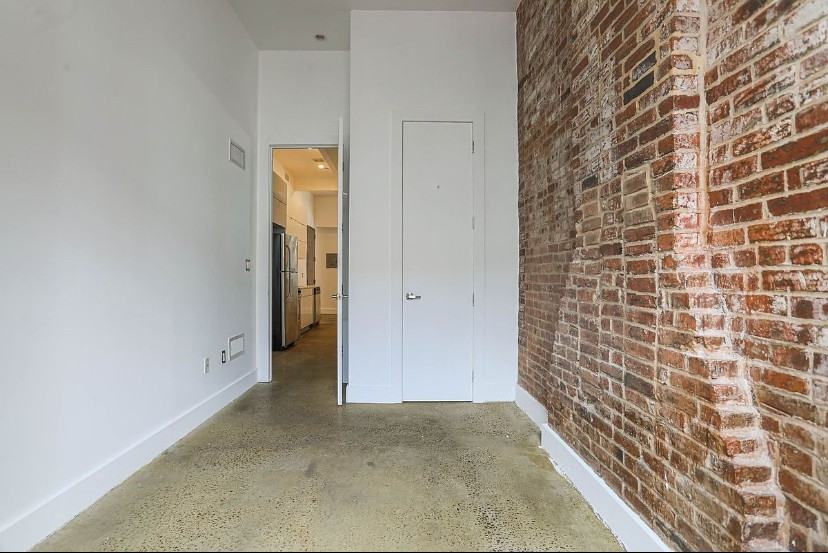 753 Lexington Ave #1 - Photo 2 of 8