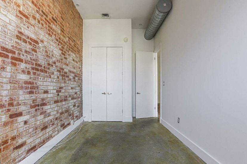 753 Lexington Ave #1 - Photo 5 of 8