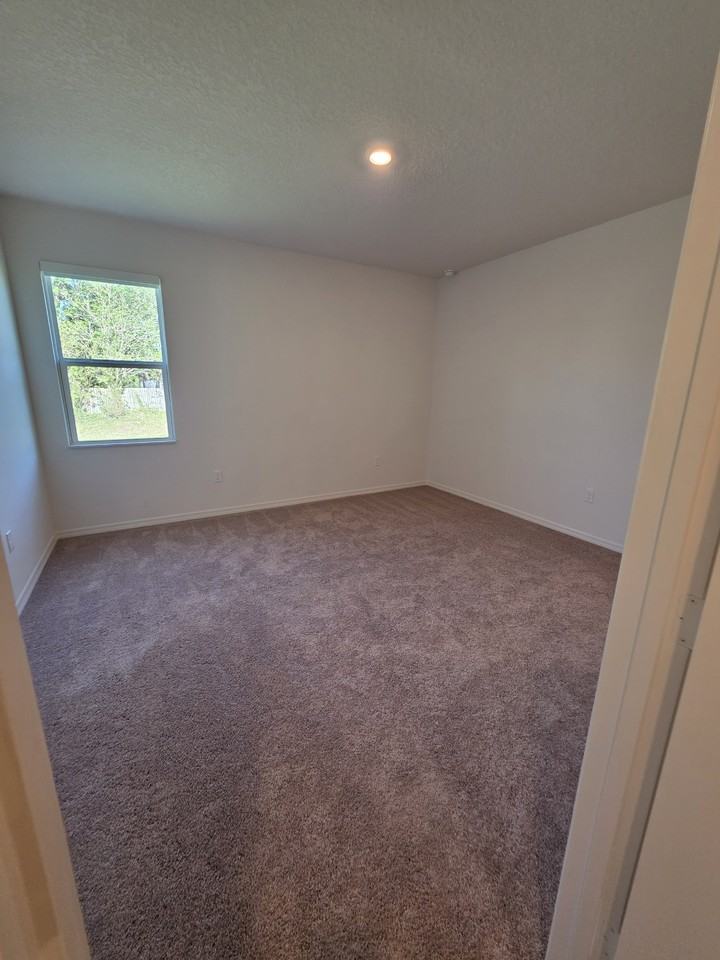 8715 98th Ct #NA - Photo 6 of 32