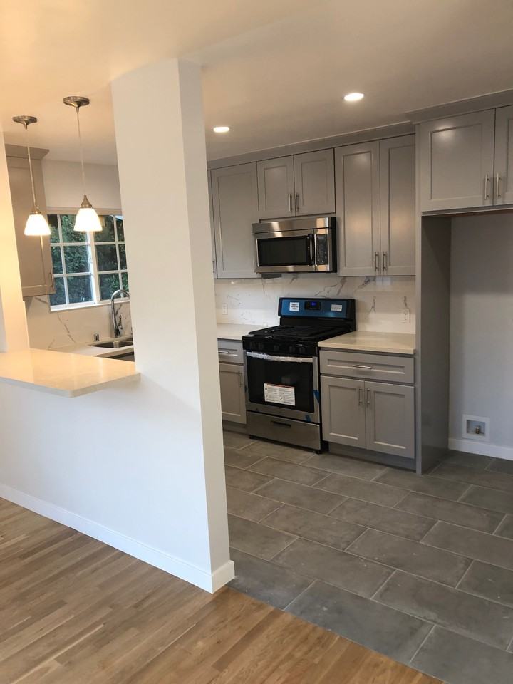 143 North Hamilton Drive #H - Photo 3 of 13