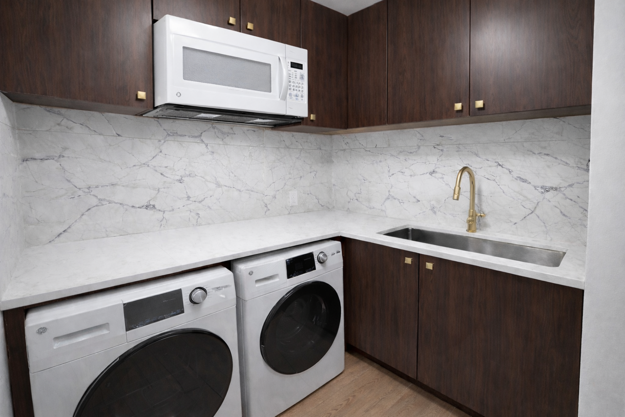 10922 Southwest 25th Street #NA - Photo 2 of 8