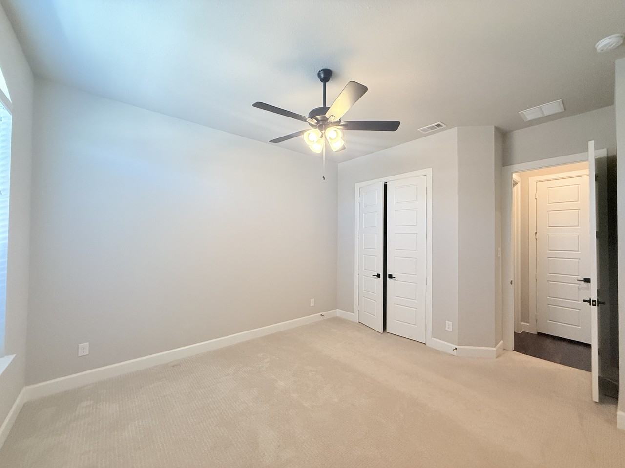 4963 Stornoway Dr #NA - Photo 5 of 23