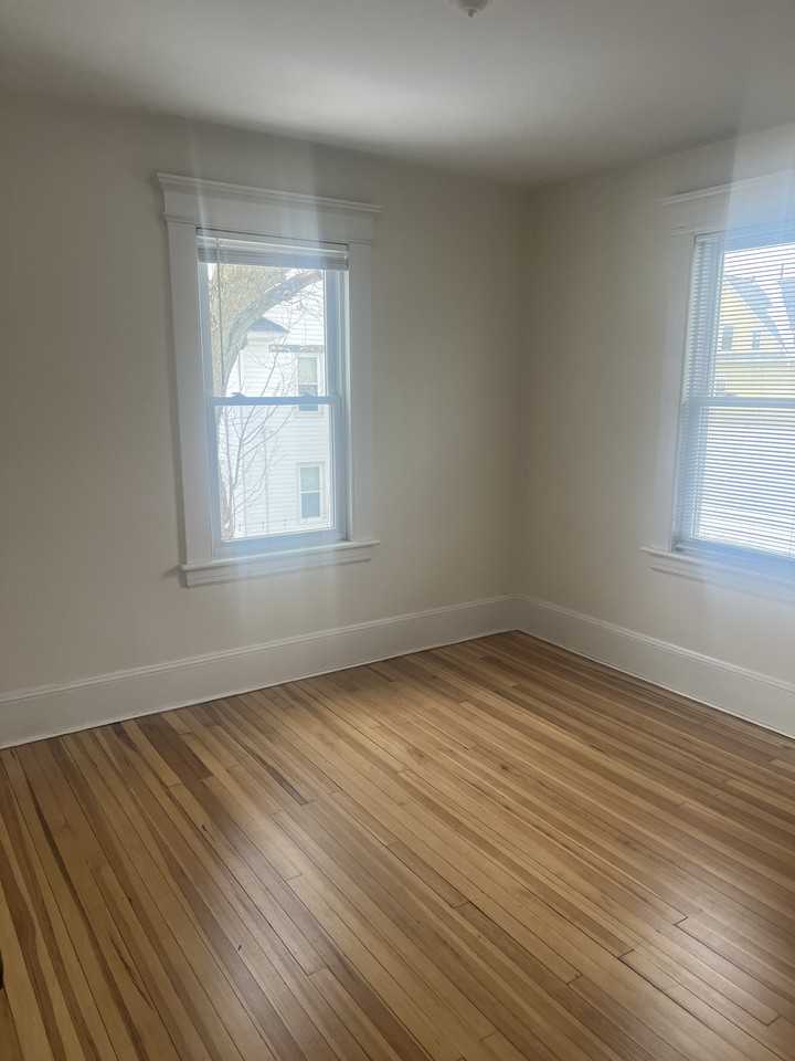 71 Woodland Ave #2 - Photo 5 of 9