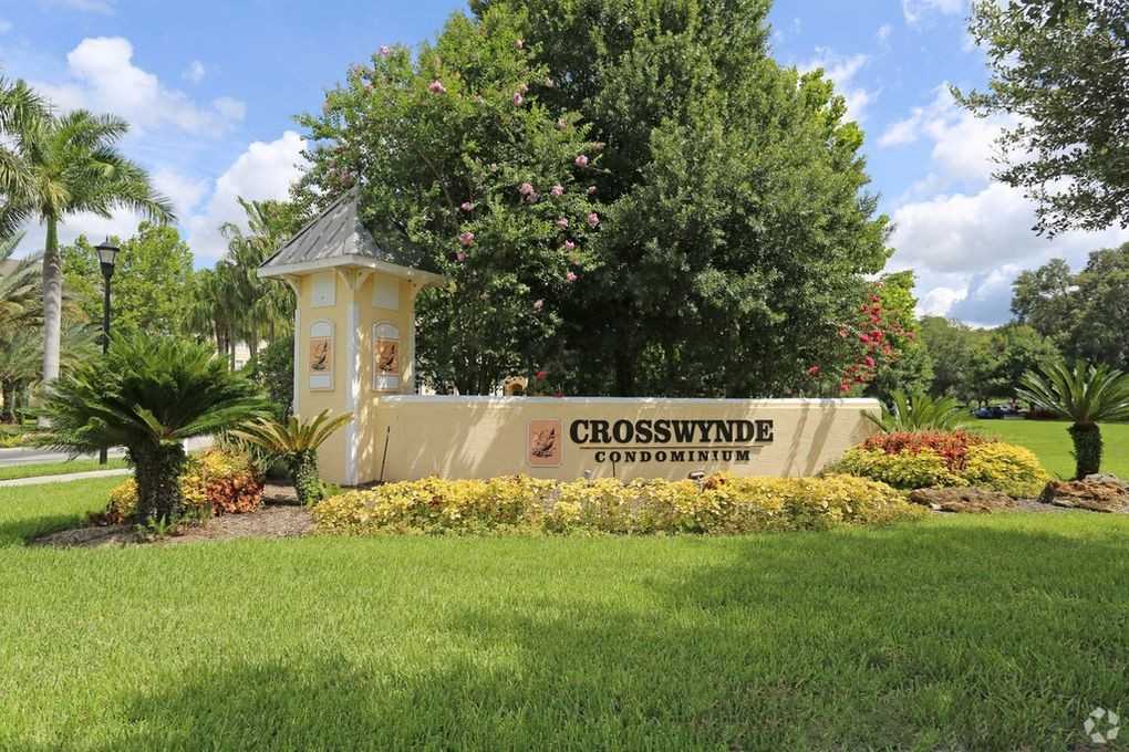 9415 Crescent Loop Circle #206 - Photo 3 of 13