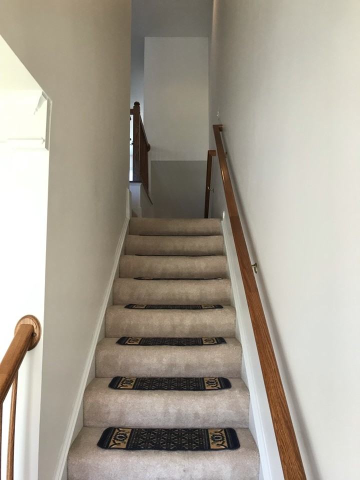 564 Edmonton Terrace Northeast - Photo 3 of 46