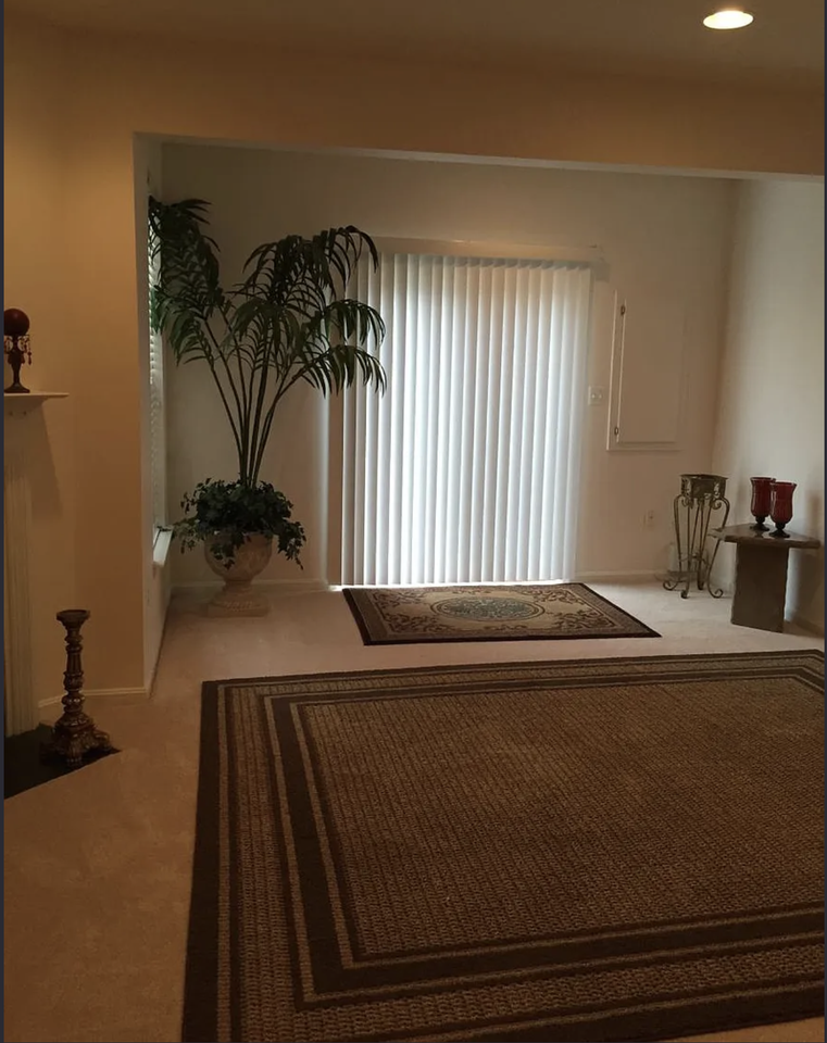 564 Edmonton Terrace Northeast - Photo 6 of 46