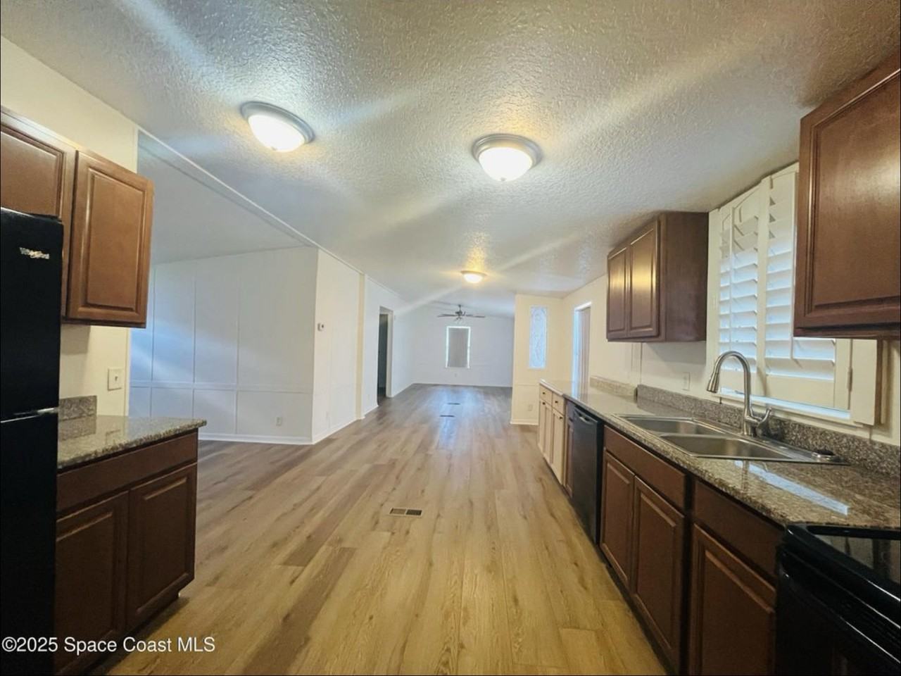 1641 Ridge Dr #NA - Photo 2 of 17