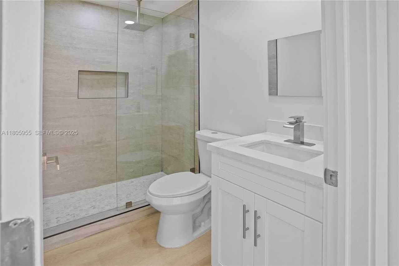 9354 Arborwood Circle #9354 - Photo 7 of 18