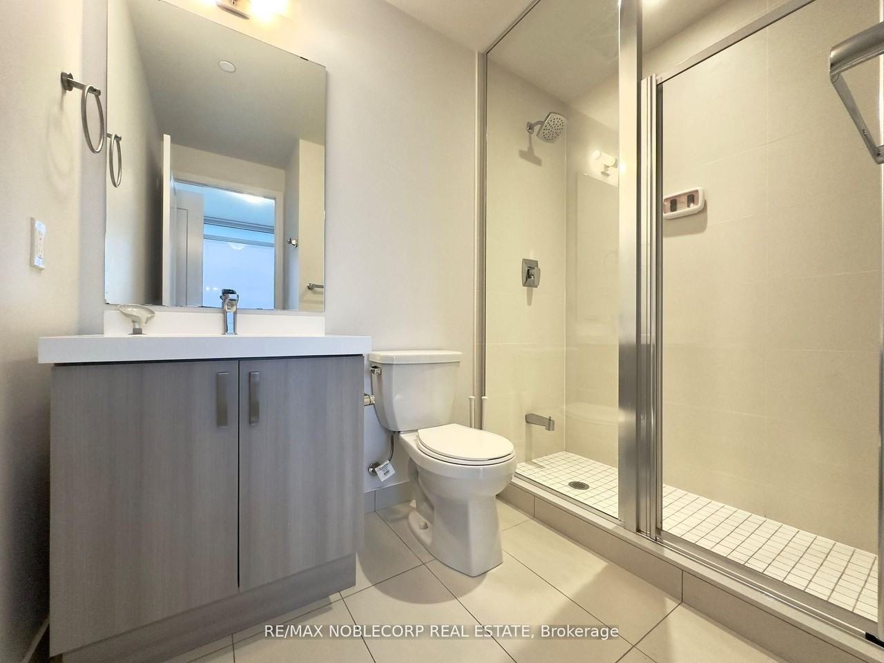 7895 Jane Street - Photo 10