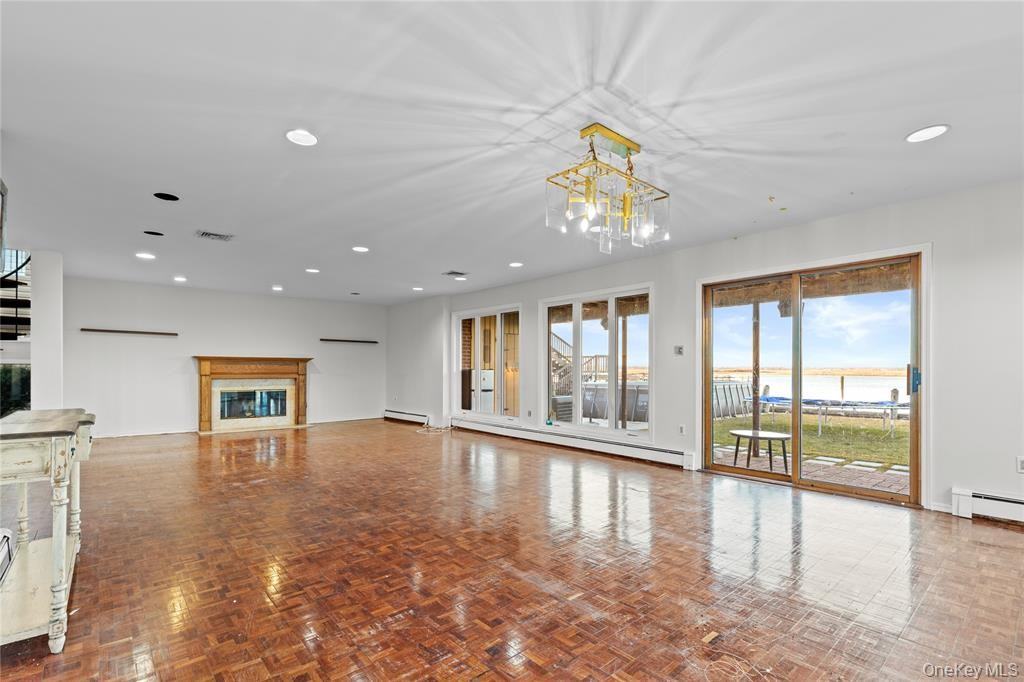 115 Maryland Avenue - Photo 4 of 30