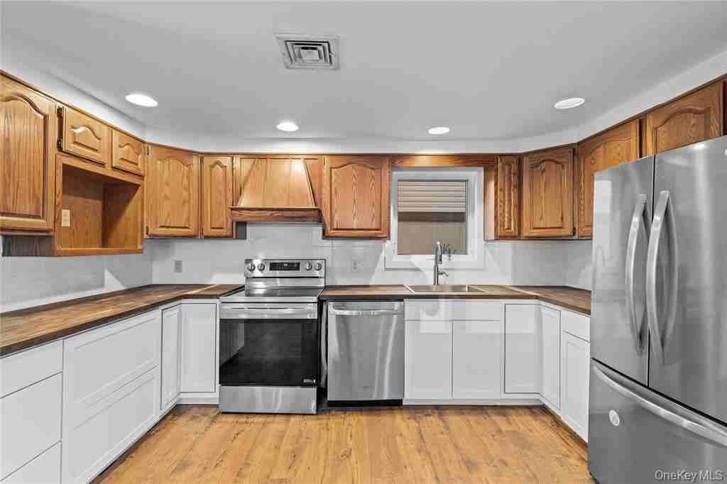 115 Maryland Avenue - Photo 6 of 30