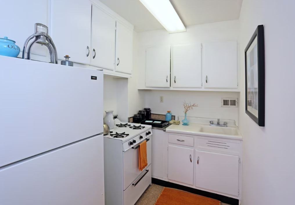1220 N Broad St #21 - Photo 5 of 11