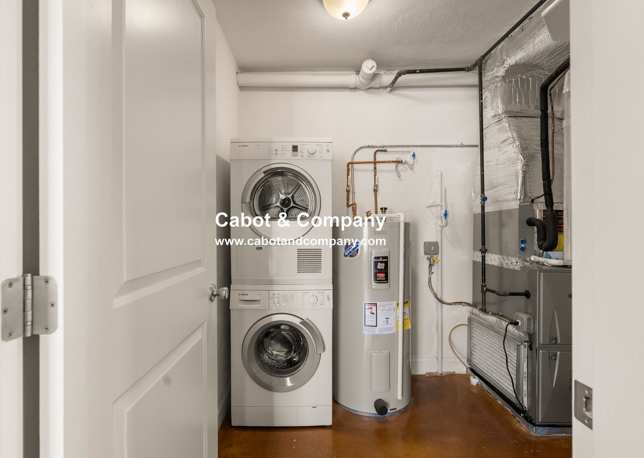 9 N Margin St #5 - Photo 6 of 12