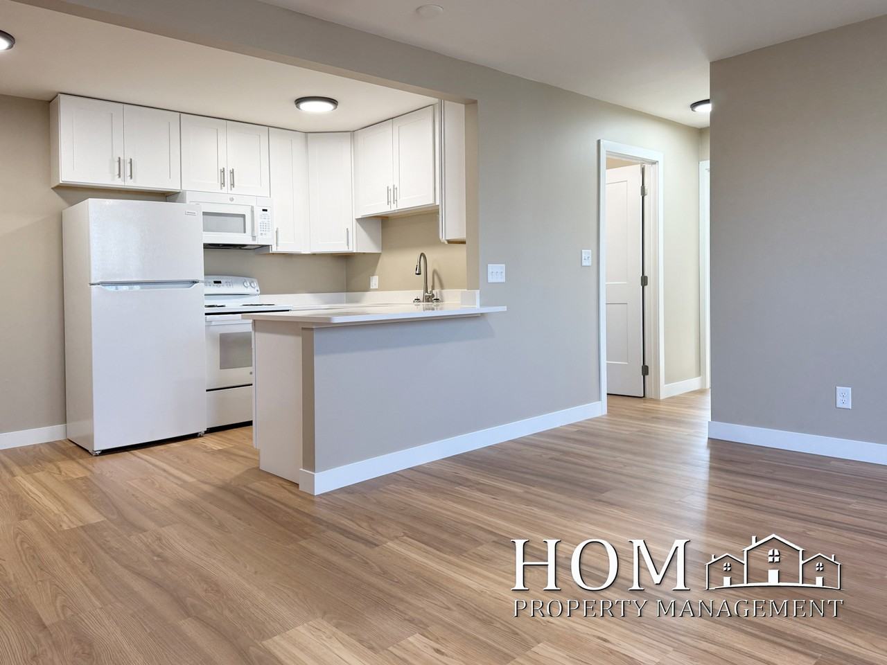 311 E Watonwan St #3 - Photo 3 of 15